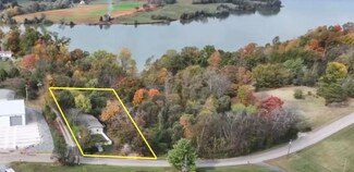 4121 Gravelly Hills Rd, Louisville, TN 37777