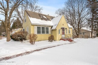 171 Menand Rd, Albany, NY 12211