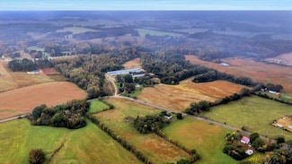 27185 Union Hill Rd Unit B, Anderson, AL 35610