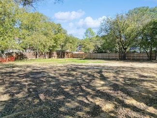5913 Quality Hill Rd, Colleyville, TX 76034