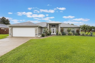 2113 Kirkland Lake Dr, Auburndale, FL 33823