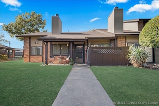 10907 E 11th Place Unit 9, Tulsa, OK 74128