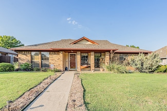 825 Baxter Dr, Plano, TX 75025