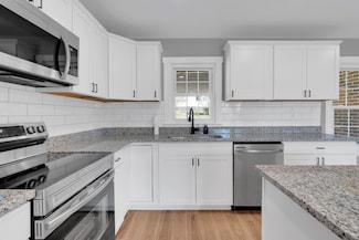 210 Rigney Dr, Manchester, TN 37355
