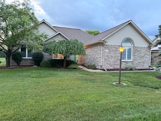 43191 Winterfield Dr, Sterling Heights, MI 48314