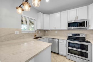 8464 Lagos de Campo Blvd, Tamarac, FL 33321