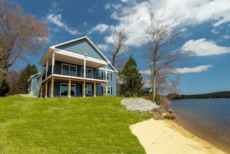 74 Lakeshore Dr, Ashburnham, MA 01430