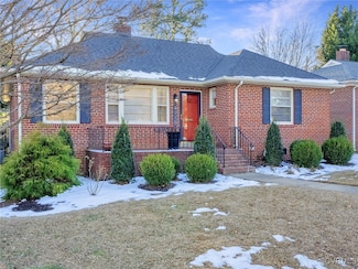 4719 Monument Ave, Richmond, VA 23230