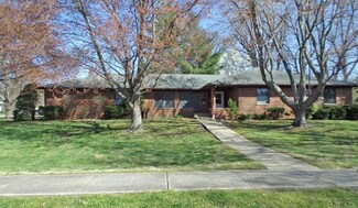 628 W 7th St, Bicknell, IN 47512