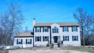 78 W Tomlin Station Rd, Mickleton, NJ 08056