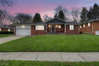 679 Garnette Rd, Akron, OH 44313