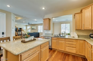 7336 W Mesa Vista Ave, Las Vegas, NV 89113