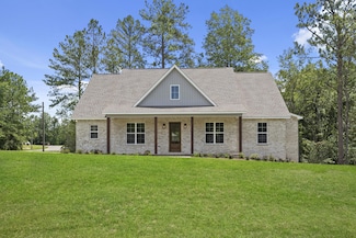 304 Pine Ridge Dr, Petal, MS 39465