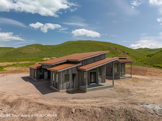 2410 Smoky Canyon Rd, Auburn, ID 83111