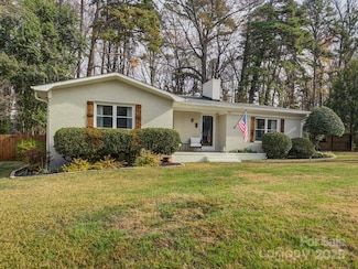 3318 Campbell Dr, Charlotte, NC 28205