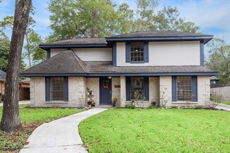 2727 Silver Falls Dr, Kingwood, TX 77339