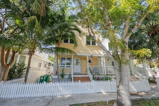 4 Kingfisher Ln, Key West, FL 33040