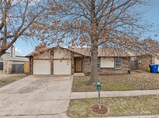 429 S Oak Ave, Broken Arrow, OK 74012