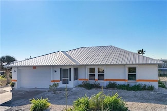 3891 Galt Island Ave, Saint James City, FL 33956