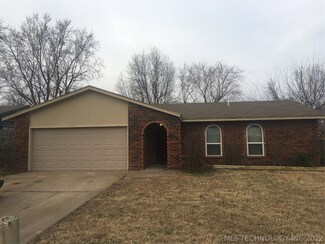 920 W Pittsburg St, Broken Arrow, OK 74012
