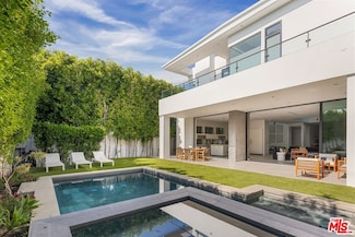 649 N Edinburgh Ave, Los Angeles, CA 90048