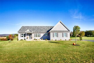 838 Krystal Ln, Danielsville, PA 18038