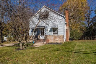 825 S Green Rd, Cleveland, OH 44121