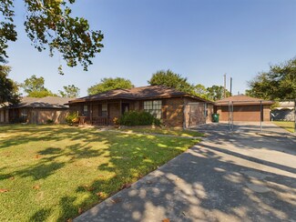 7510 Werner St, Houston, TX 77037