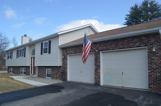 194 Lemont Ave, Corinth, NY 12822