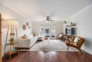 2230 S Piney Point Rd Unit 206, Houston, TX 77063