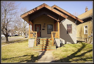 120 Rumbold Ave, North Tonawanda, NY 14120