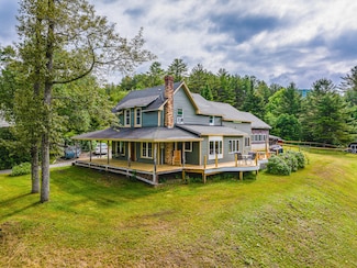 11 N Point Rd, Long Lake, NY 12847