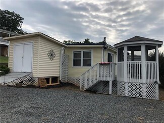 107 Ann Ln Unit 103, New London, NC 28127