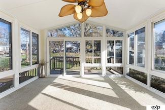 7009 Park Crest Dr, La Vista, NE 68128