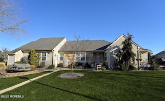 13 John Hancock Dr, Monroe Township, NJ 08831