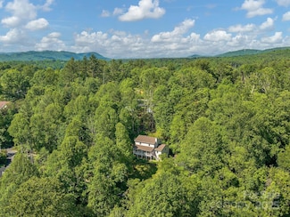26 Morrow Dr, Fairview, NC 28730