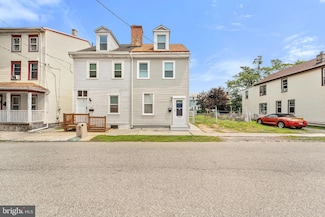 223 Hudson St, Gloucester City, NJ 08030