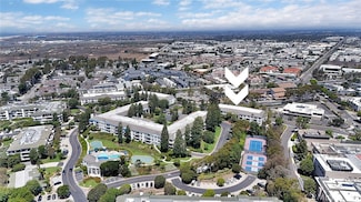 200 Mcneil Ln Unit 9, Newport Beach, CA 92663