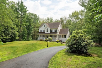 44 Gebig Rd, Nottingham, NH 03290