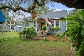 14220 River Oaks Dr, Foley, AL 36535
