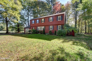 103 Cedar Ln, Broadalbin, NY 12025