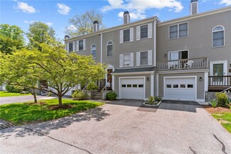 529 High Meadow Ct, Bristol, RI 02809
