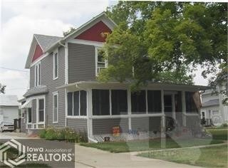 710 Broadway St, Brooklyn, IA 52211
