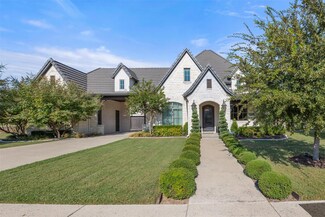 5300 Sendero Dr, Fort Worth, TX 76126