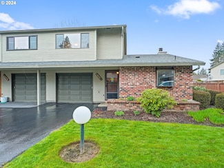 16641 NE Halsey St Unit 12, Portland, OR 97230