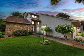 18890 Diamond Pointe Ct, South Bend, IN 46614