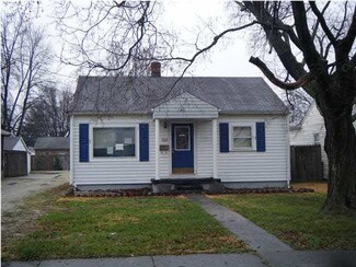 1821 Monroe Ave, Evansville, IN 47714