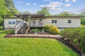 325 Reservoir Rd, Apollo, PA 15613