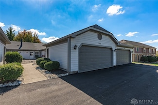 7745 Brams Hill Dr, Dayton, OH 45459
