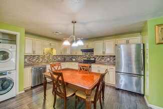 144 Hart St Unit 15, Taunton, MA 02780